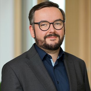 Dr. Matthias Tamminga